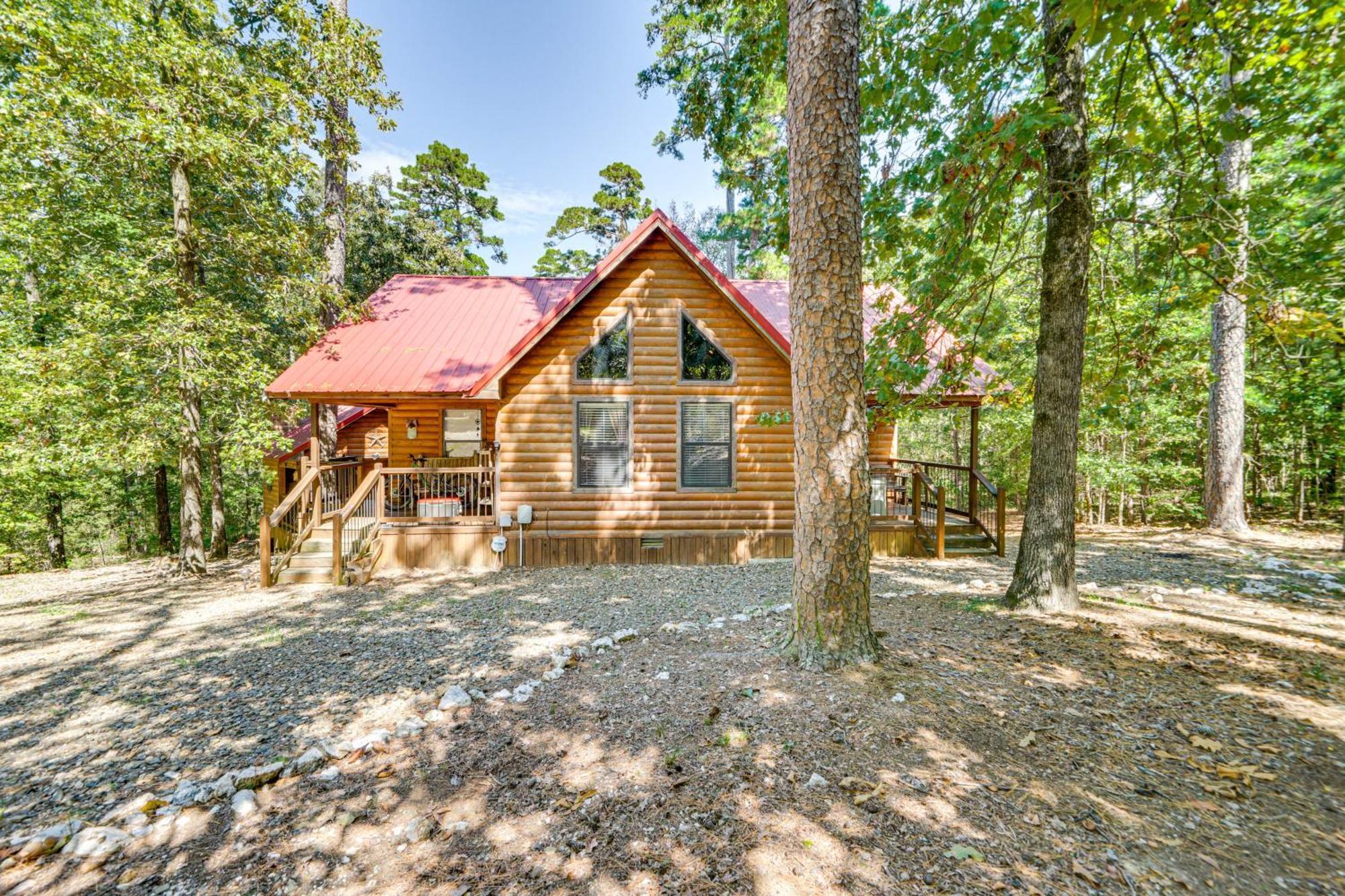 Broken Bow Rental Cabin With Hot Tub And Bar Exterior photo
